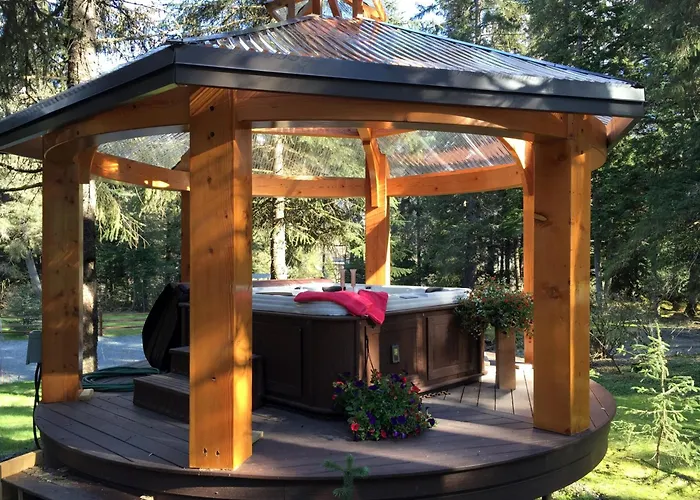 Carriage House Accommodations